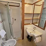 菲奥瑞拉酒店