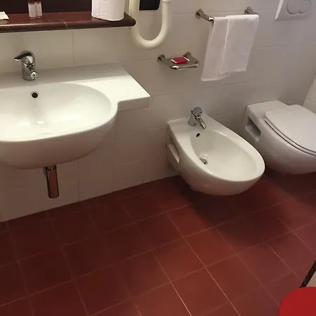 Hotel Fiorella 2*
